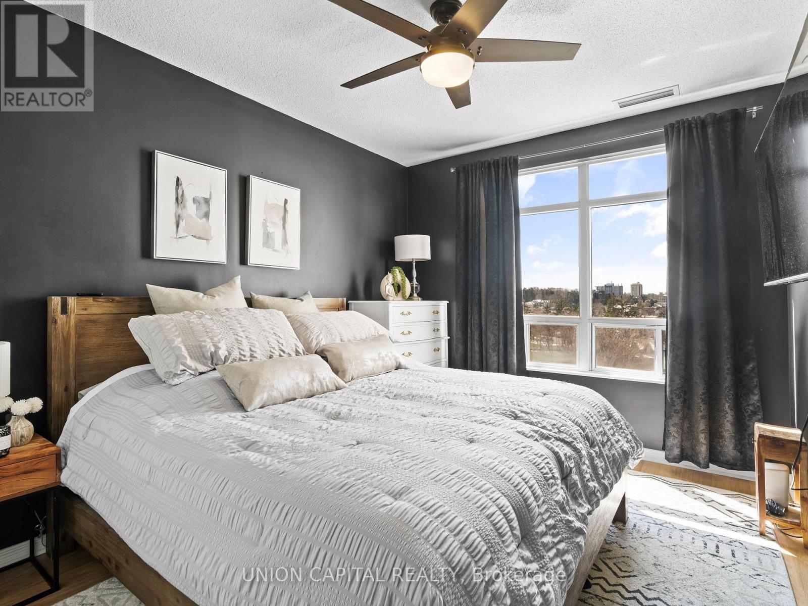 Ph918 - 3650 Kingston Road, Toronto, Ontario  M1M 3X9 - Photo 8 - E12977844