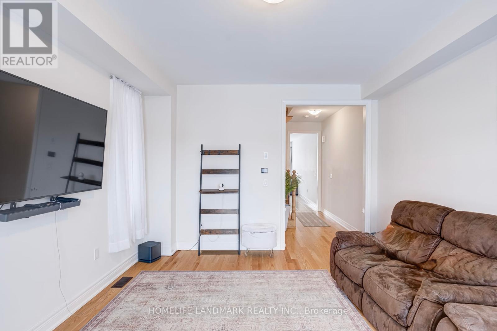 2844 Whites Road, Pickering, Ontario  L1X 0R6 - Photo 10 - E12977852