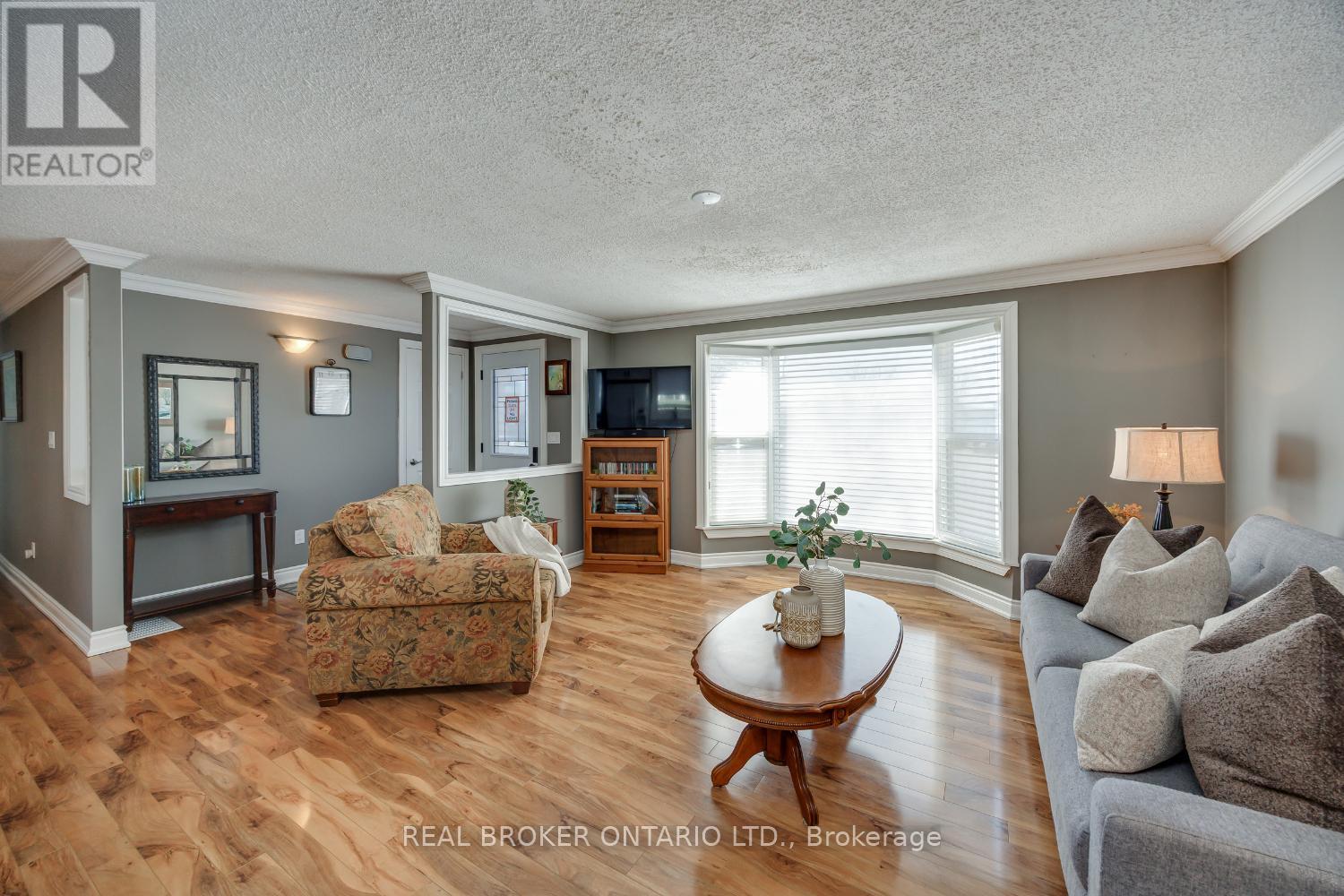 22 Champlain Court, Clarington, Ontario  L1B 1A5 - Photo 11 - E12976780