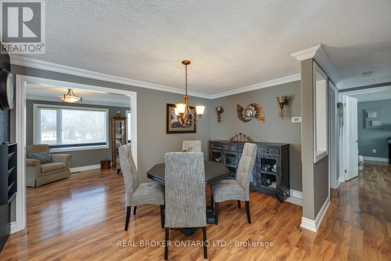 22 Champlain Court, Clarington, Ontario  L1B 1A5 - Photo 9 - E12976780