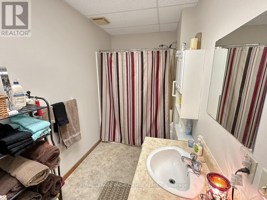 91 St Lawrence Street E, Centre Hastings, Ontario  K0K 2K0 - Photo 30 - X12487655