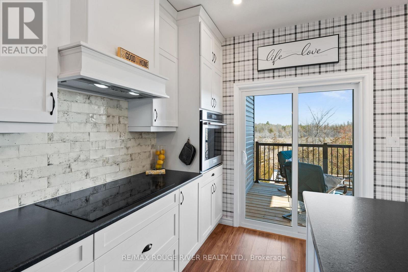 124 Brennan Crescent, Loyalist, Ontario K0H 2H0 - Photo 18 - X12977872