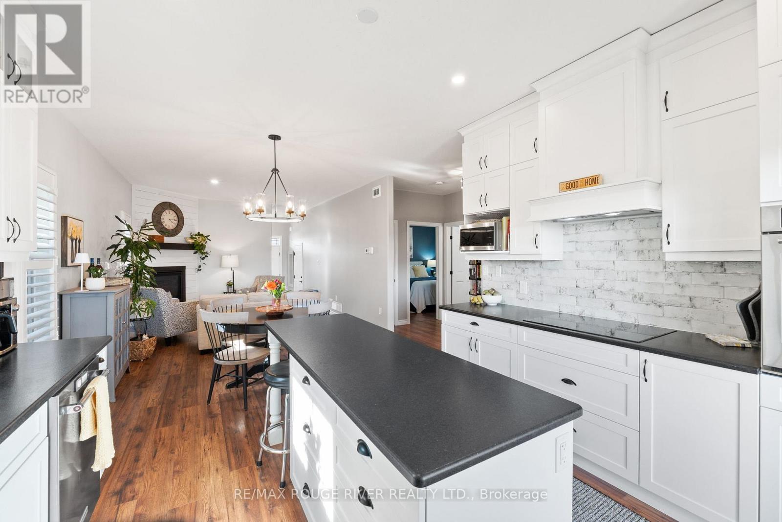 124 Brennan Crescent, Loyalist, Ontario K0H 2H0 - Photo 16 - X12977872