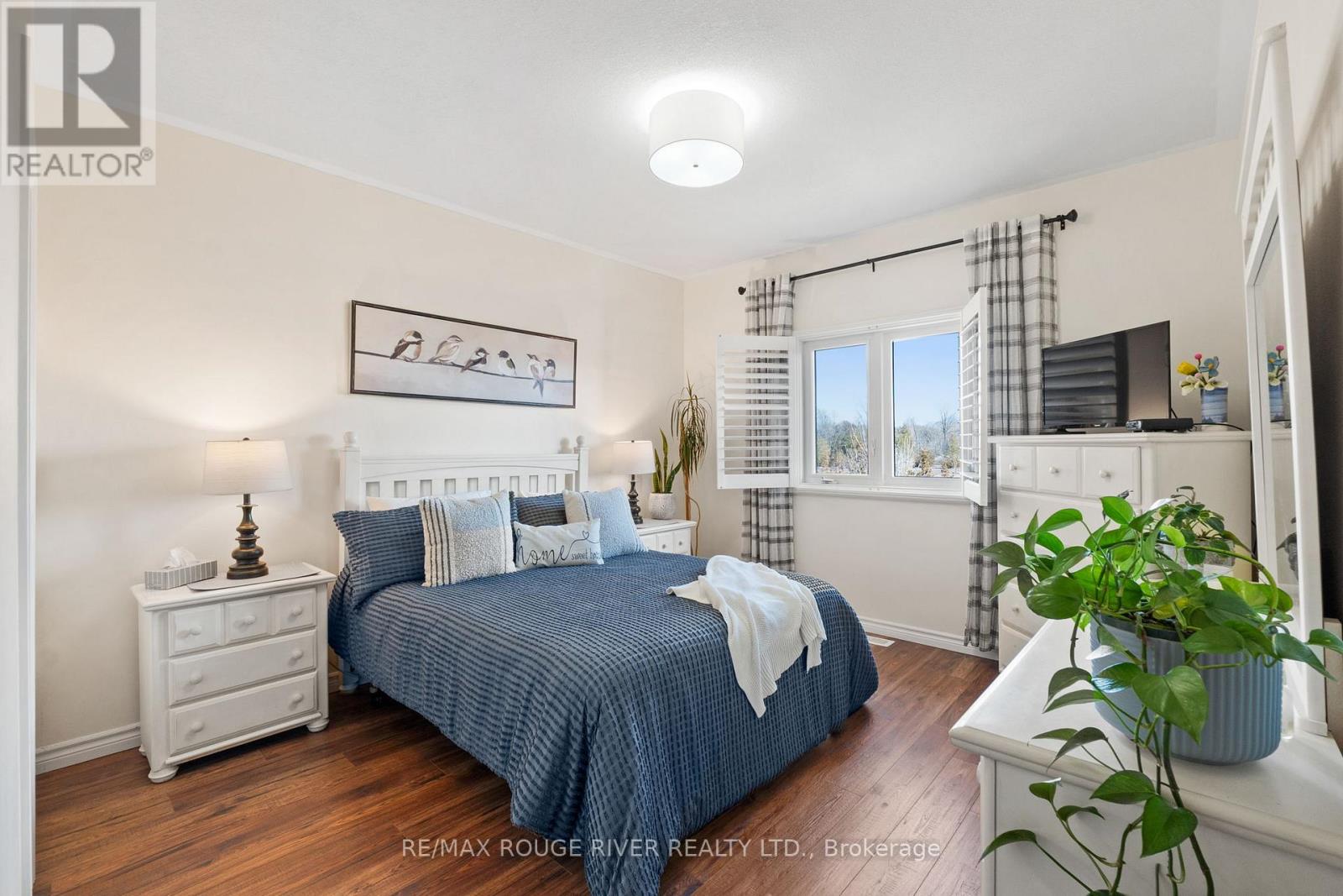 124 Brennan Crescent, Loyalist, Ontario K0H 2H0 - Photo 21 - X12977872