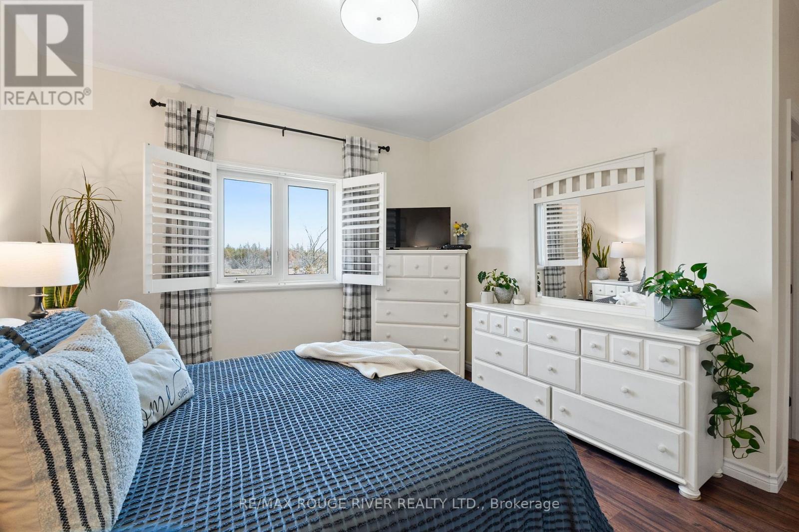 124 Brennan Crescent, Loyalist, Ontario K0H 2H0 - Photo 23 - X12977872