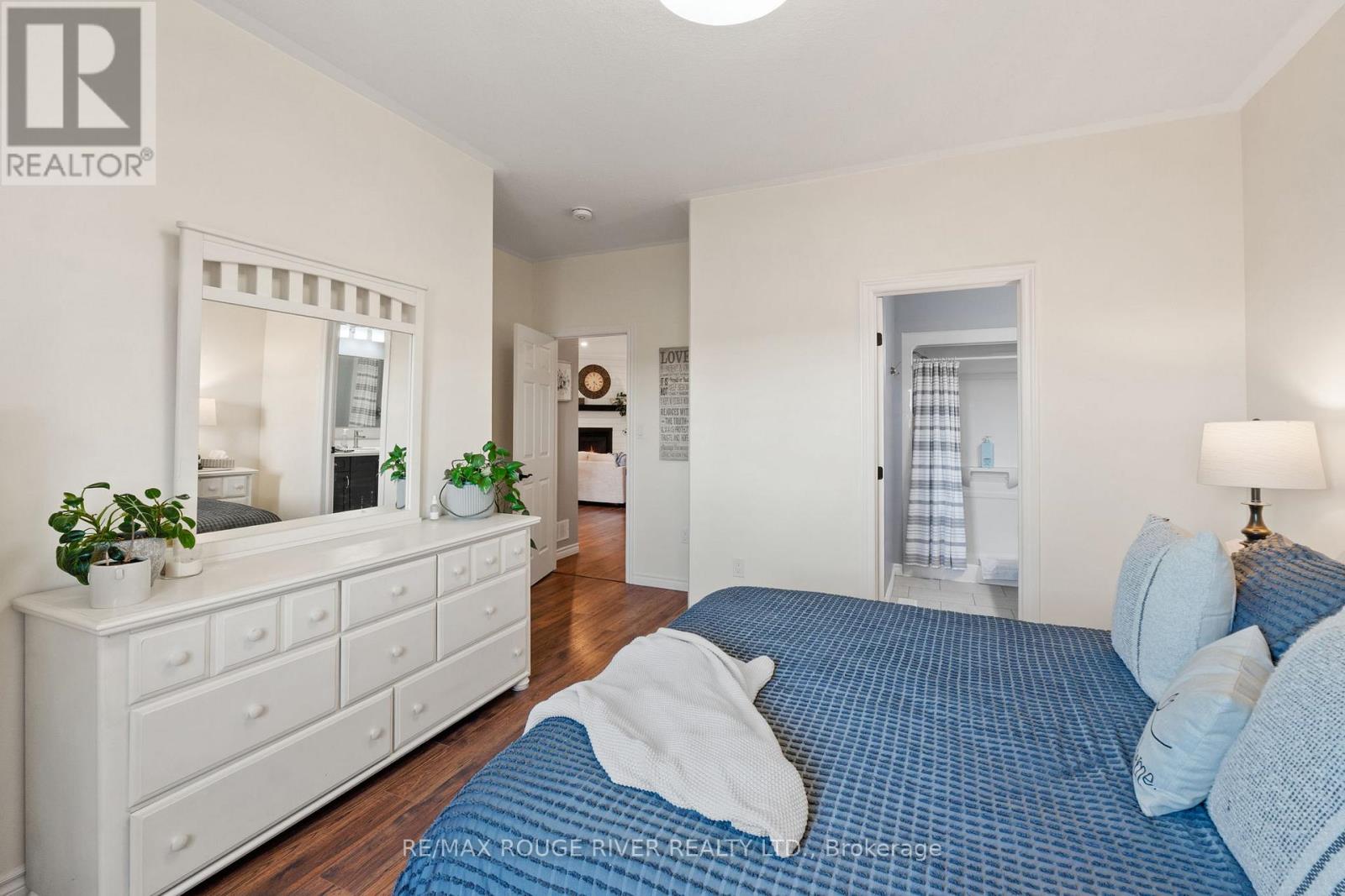 124 Brennan Crescent, Loyalist, Ontario K0H 2H0 - Photo 22 - X12977872