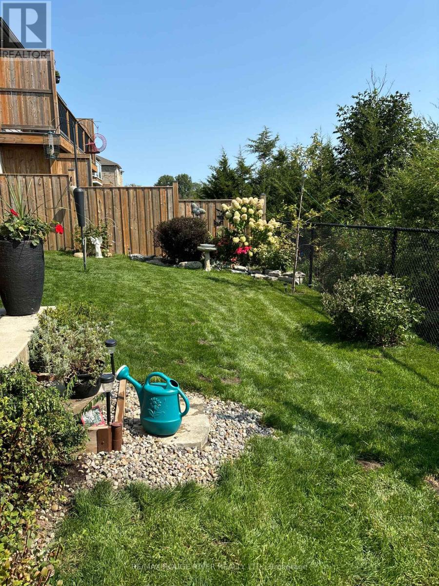 124 Brennan Crescent, Loyalist, Ontario K0H 2H0 - Photo 45 - X12977872