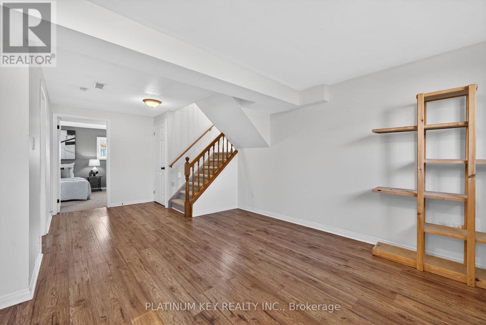 229 Southfield Drive, Strathroy-Caradoc, Ontario  N7G 3V3 - Photo 19 - X12976580