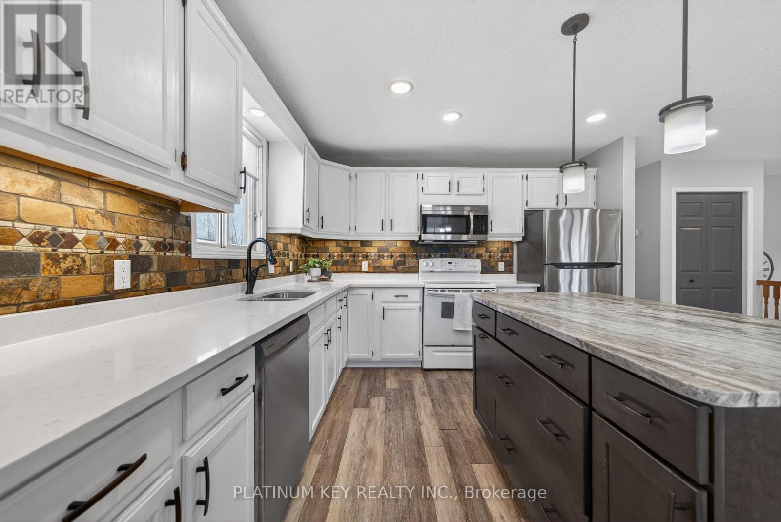 229 Southfield Drive, Strathroy-Caradoc, Ontario  N7G 3V3 - Photo 10 - X12976580