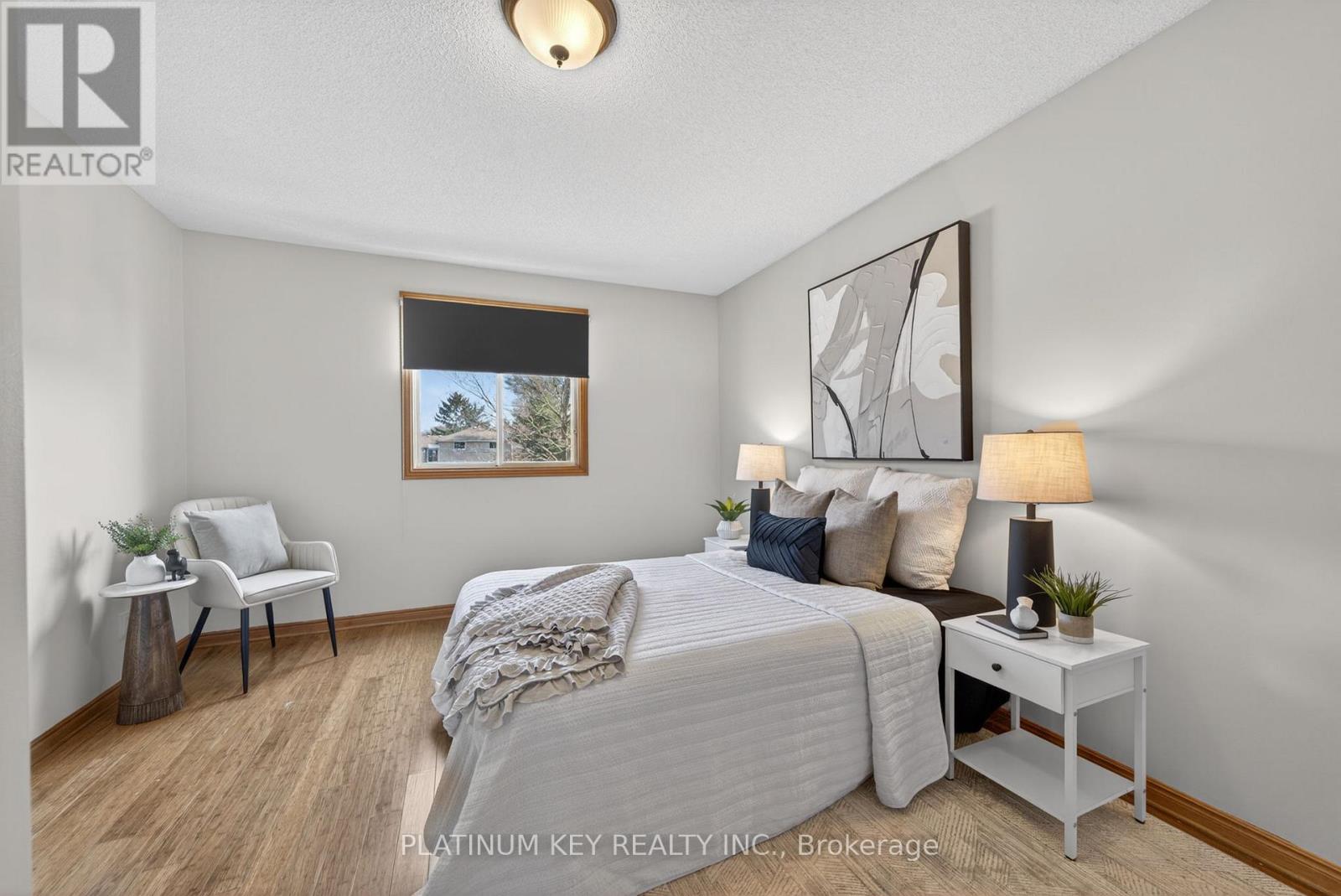 229 Southfield Drive, Strathroy-Caradoc, Ontario  N7G 3V3 - Photo 12 - X12976580