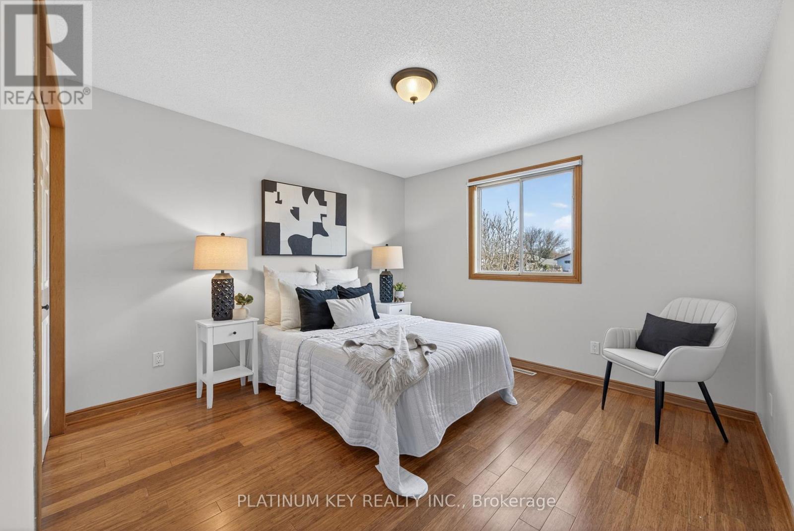 229 Southfield Drive, Strathroy-Caradoc, Ontario  N7G 3V3 - Photo 14 - X12976580