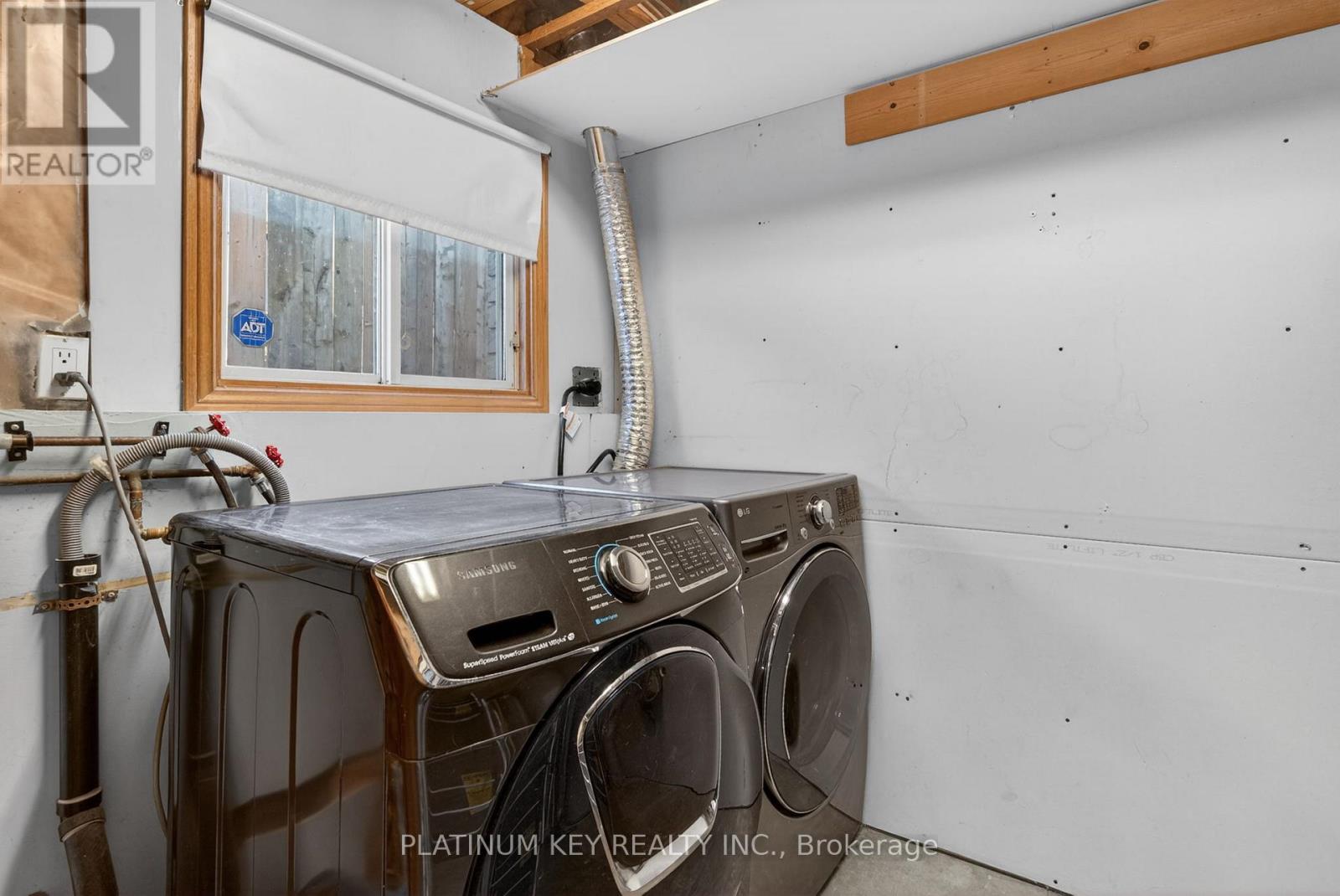 229 Southfield Drive, Strathroy-Caradoc, Ontario  N7G 3V3 - Photo 24 - X12976580