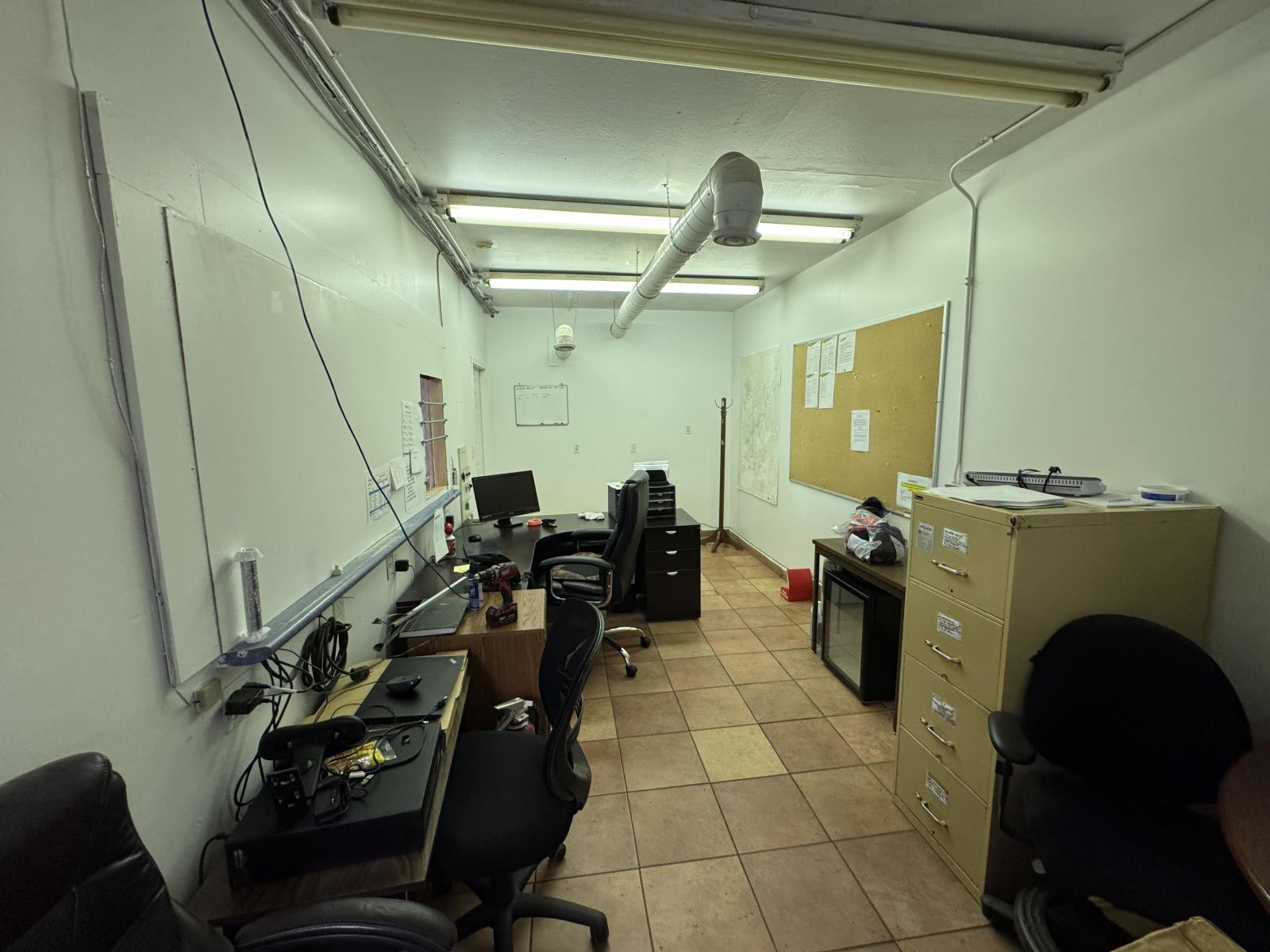 100 100, 10325-10335  95 Street Nw, Edmonton, Alberta  T5H 2B6 - Photo 13 - 44673312