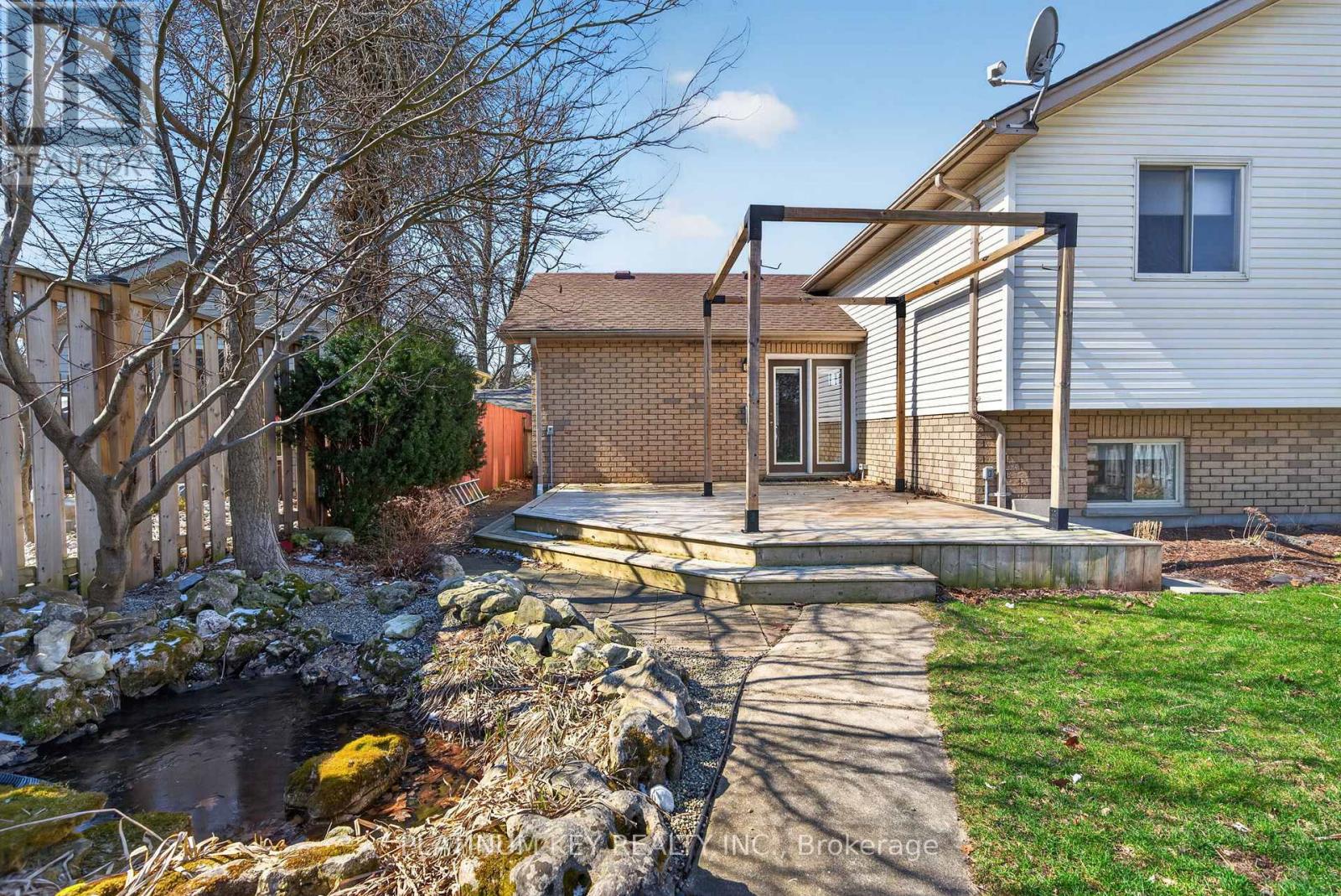 229 Southfield Drive, Strathroy-Caradoc, Ontario  N7G 3V3 - Photo 26 - X12976580