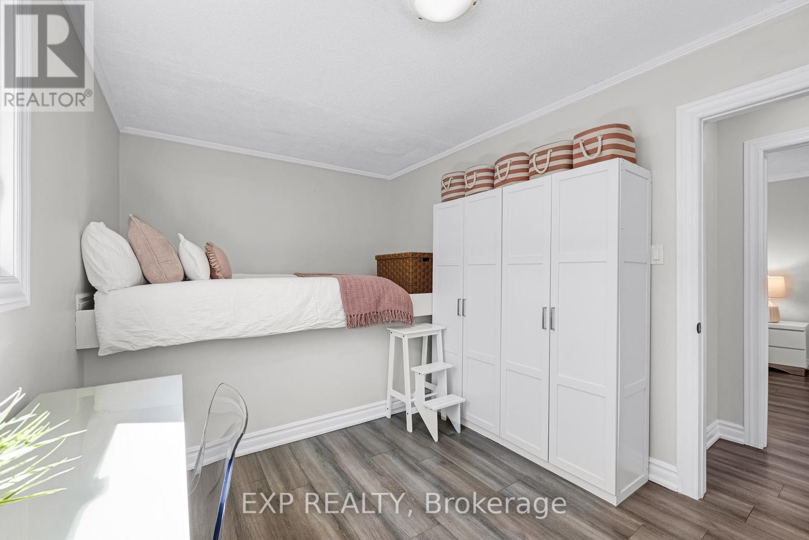 20 Longview Drive, Bradford West Gwillimbury (Bradford), Ontario  L3Z 2H2 - Photo 25 - N12975096