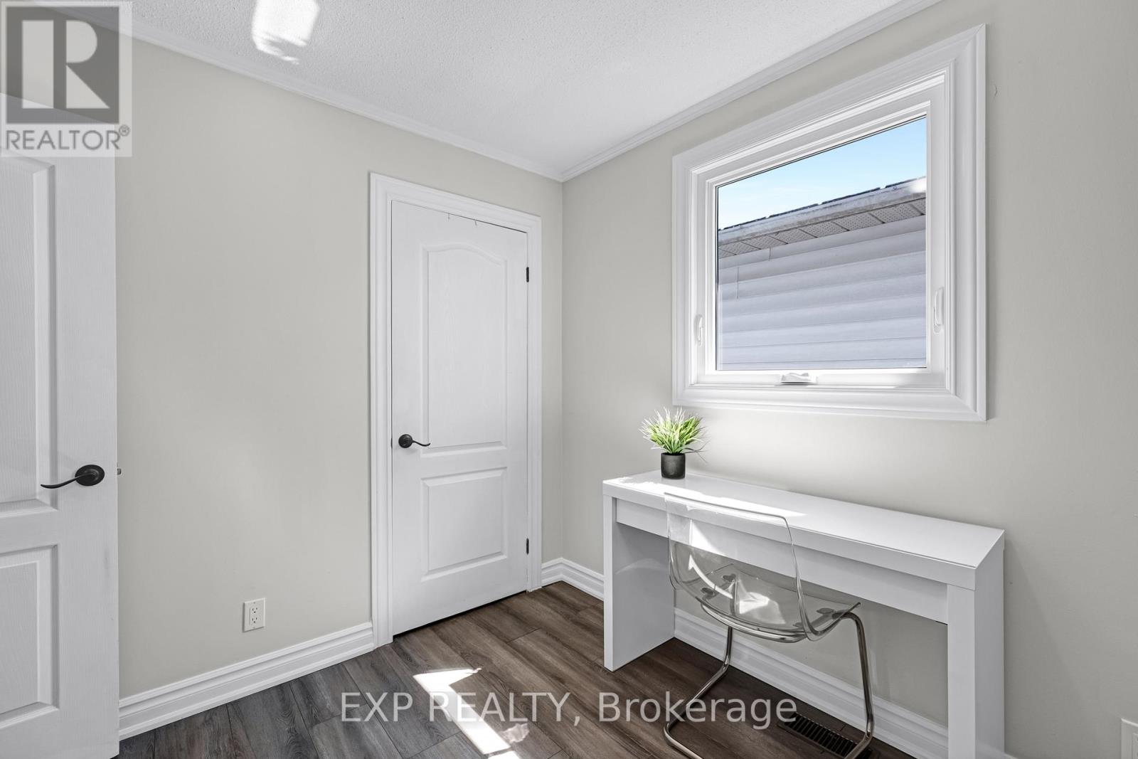 20 Longview Drive, Bradford West Gwillimbury (Bradford), Ontario  L3Z 2H2 - Photo 26 - N12975096