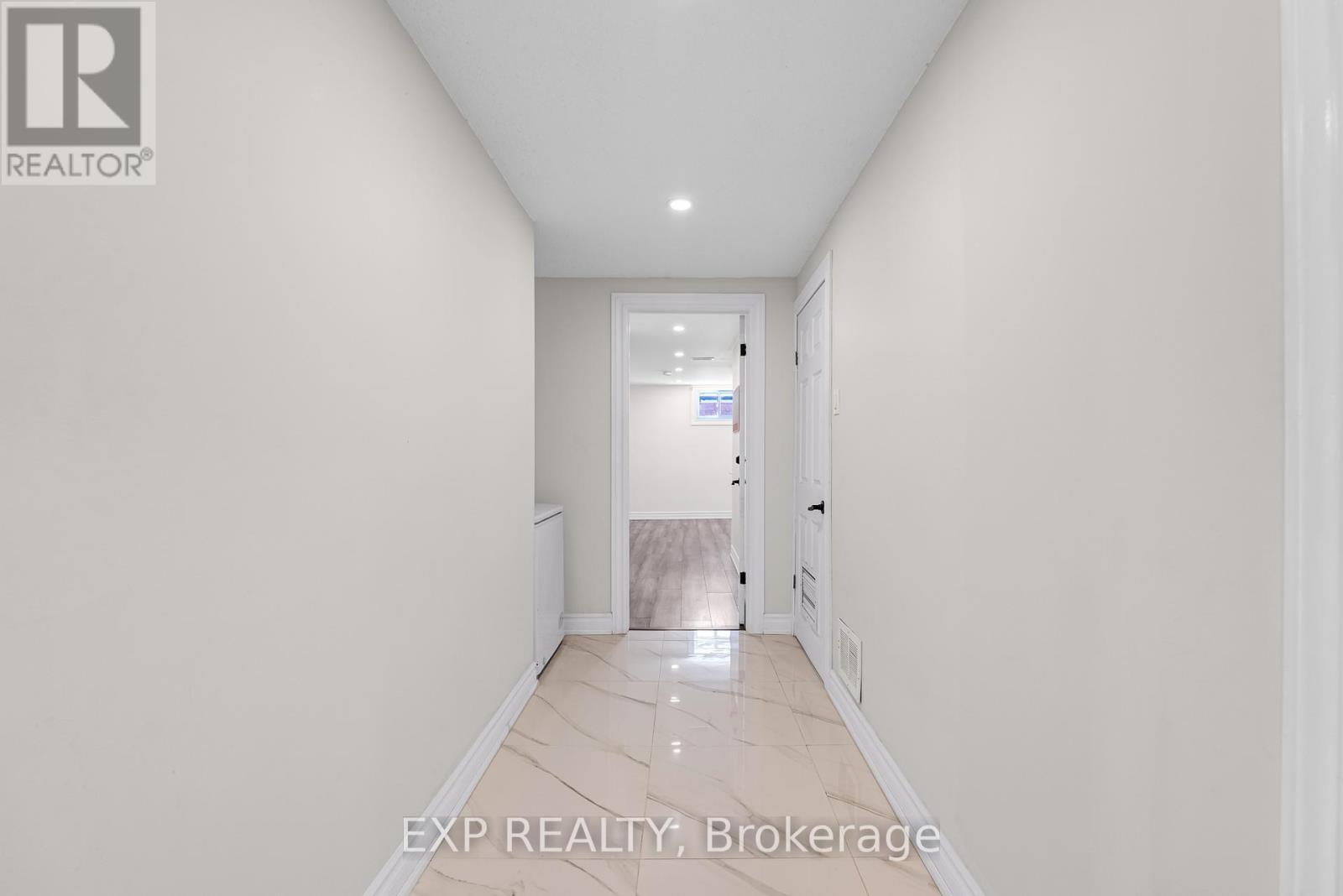 20 Longview Drive, Bradford West Gwillimbury (Bradford), Ontario  L3Z 2H2 - Photo 32 - N12975096