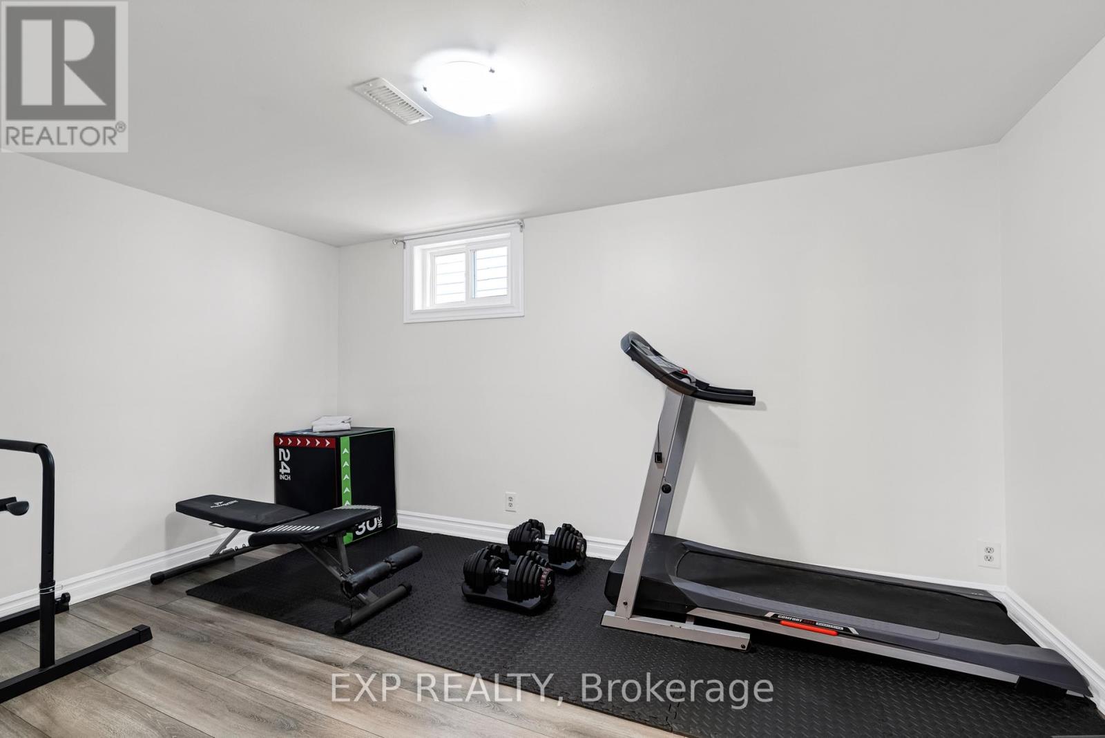 20 Longview Drive, Bradford West Gwillimbury (Bradford), Ontario  L3Z 2H2 - Photo 37 - N12975096