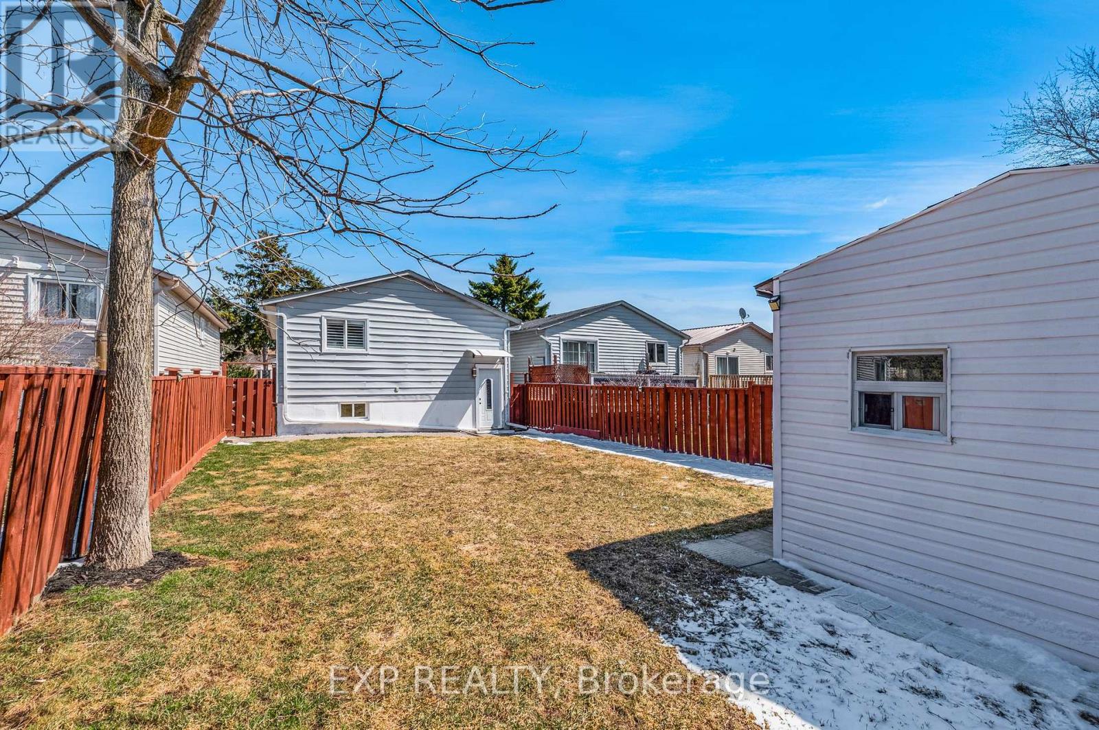 20 Longview Drive, Bradford West Gwillimbury (Bradford), Ontario  L3Z 2H2 - Photo 45 - N12975096