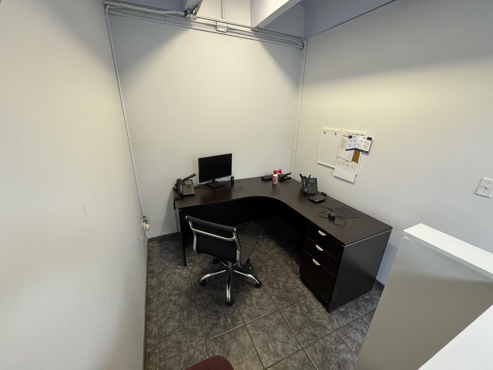 10325-10335  95 Street Nw, Edmonton, Alberta  T5H 2B6 - Photo 22 - 44673320