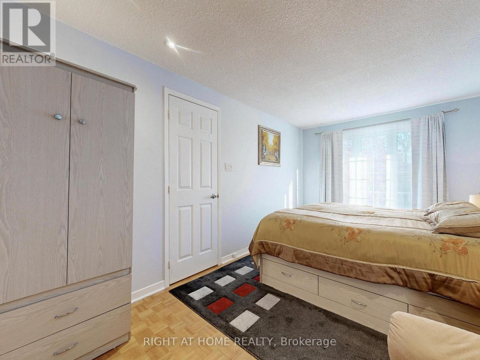 50 Rathfon Crescent, Richmond Hill, Ontario  L4C 5B7 - Photo 27 - N12977766