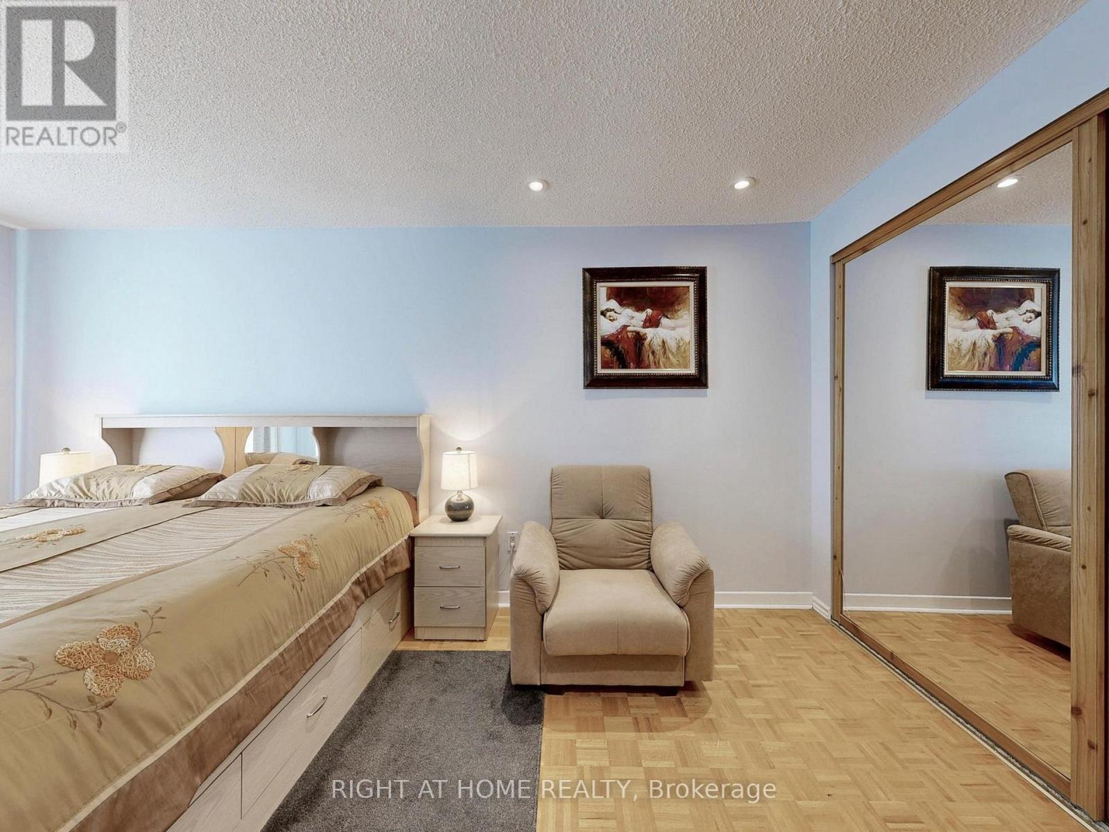 50 Rathfon Crescent, Richmond Hill, Ontario  L4C 5B7 - Photo 28 - N12977766