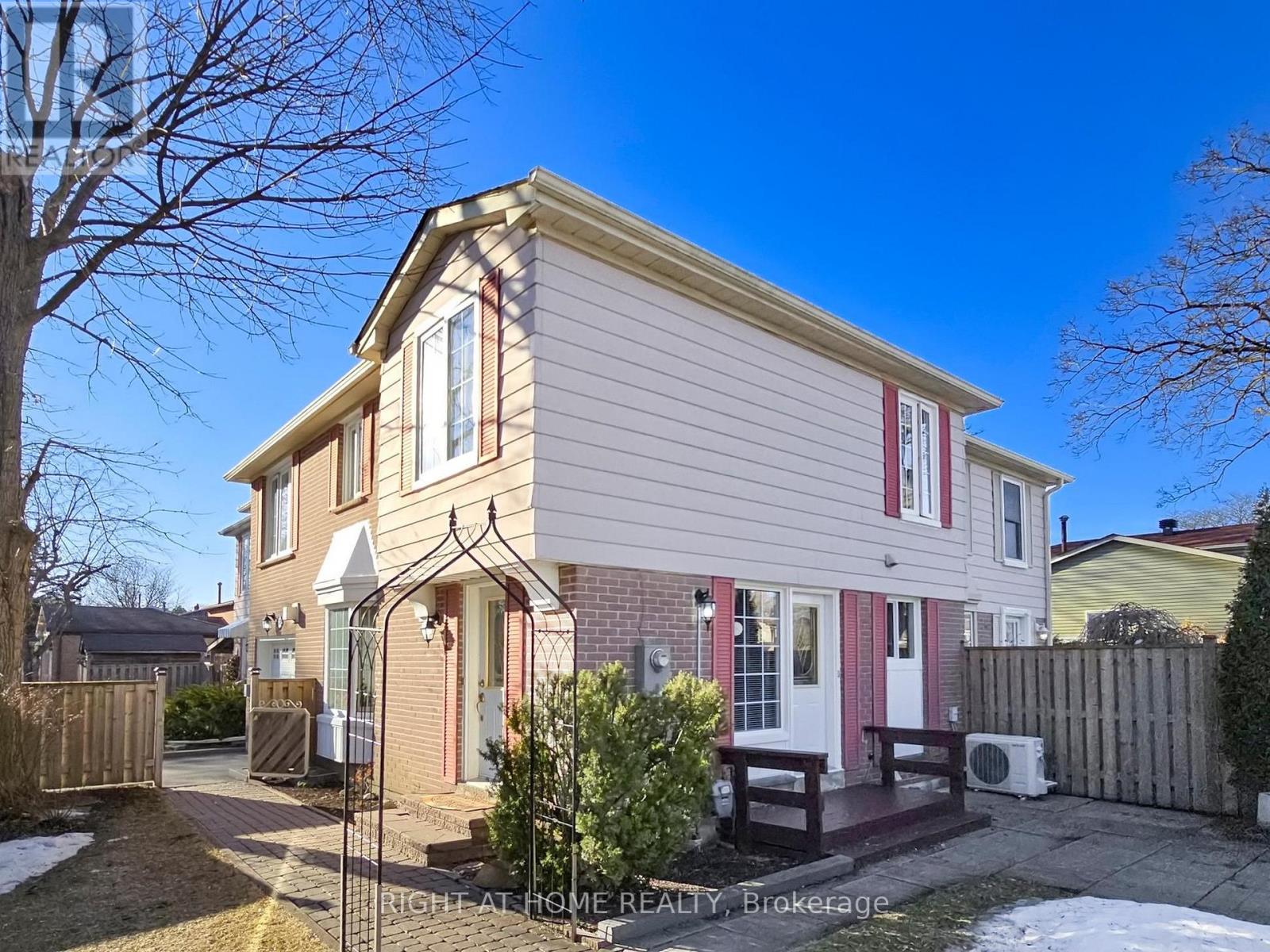 50 Rathfon Crescent, Richmond Hill, Ontario  L4C 5B7 - Photo 45 - N12977766