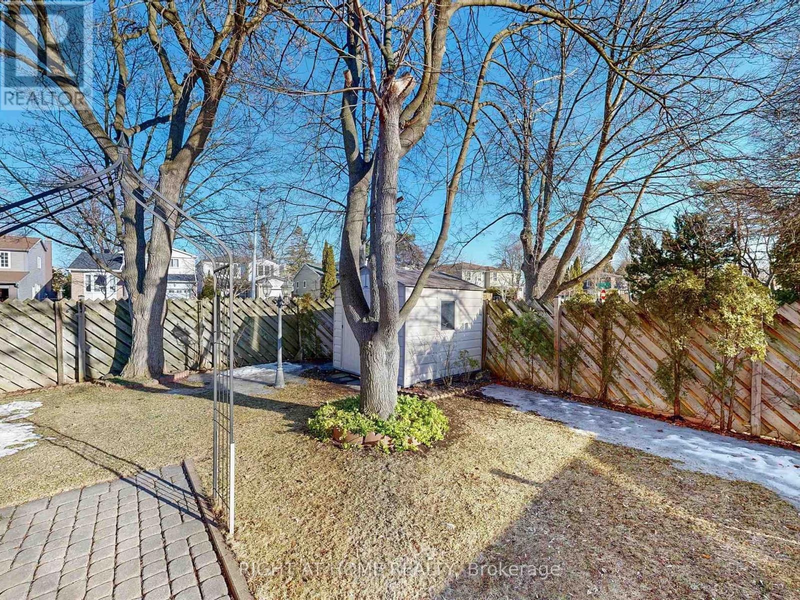 50 Rathfon Crescent, Richmond Hill, Ontario  L4C 5B7 - Photo 48 - N12977766