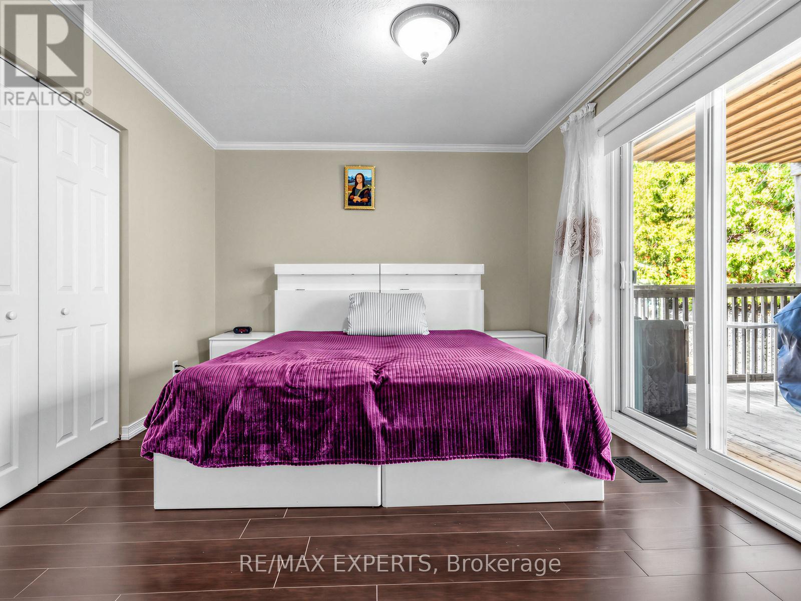 126 Longford Drive, Newmarket, Ontario  L3Y 2Y5 - Photo 14 - N12977768