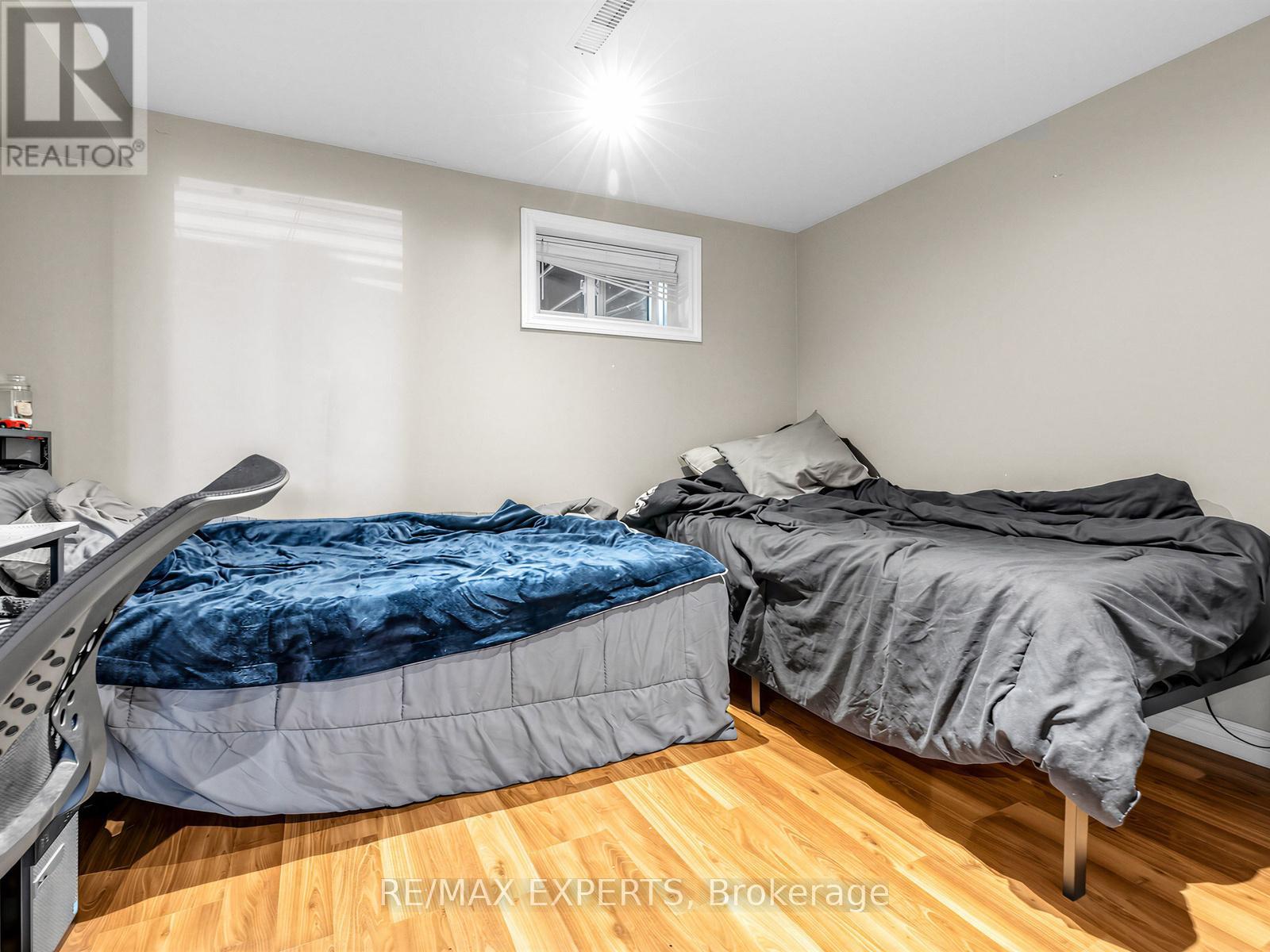 126 Longford Drive, Newmarket, Ontario  L3Y 2Y5 - Photo 27 - N12977768