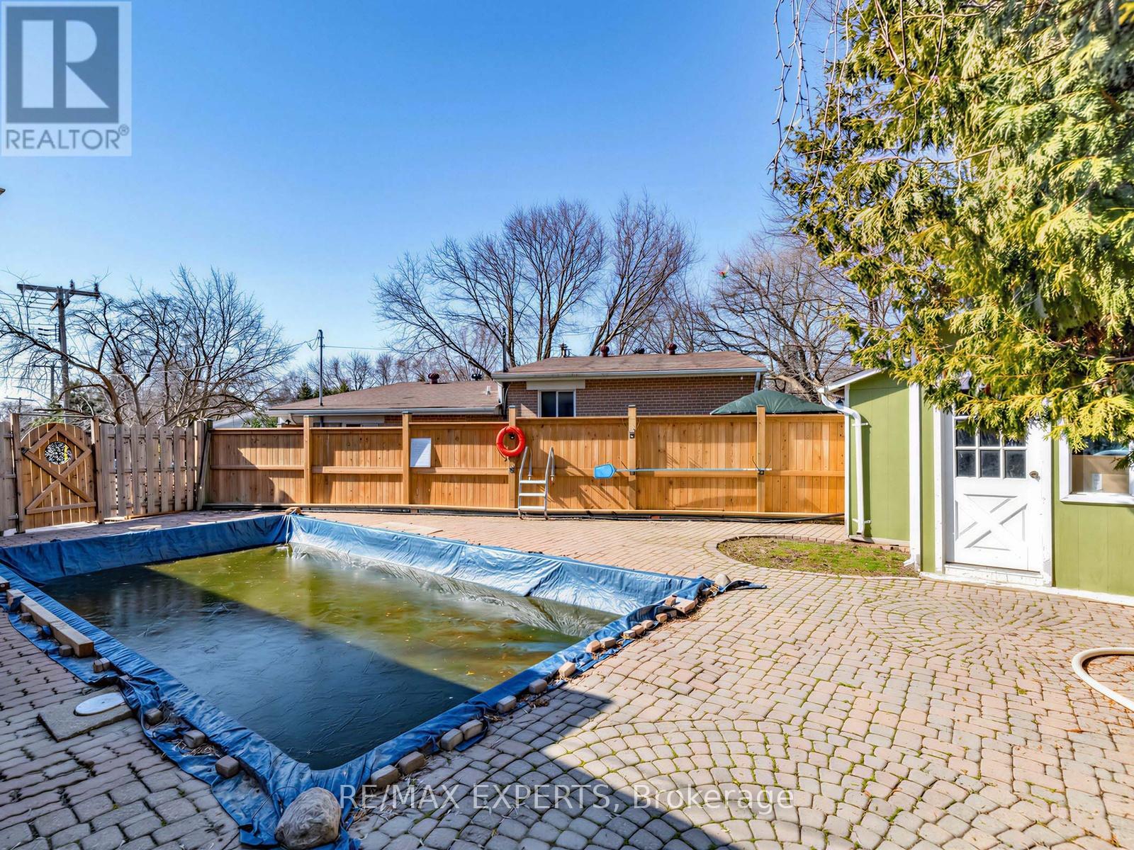 126 Longford Drive, Newmarket, Ontario  L3Y 2Y5 - Photo 33 - N12977768