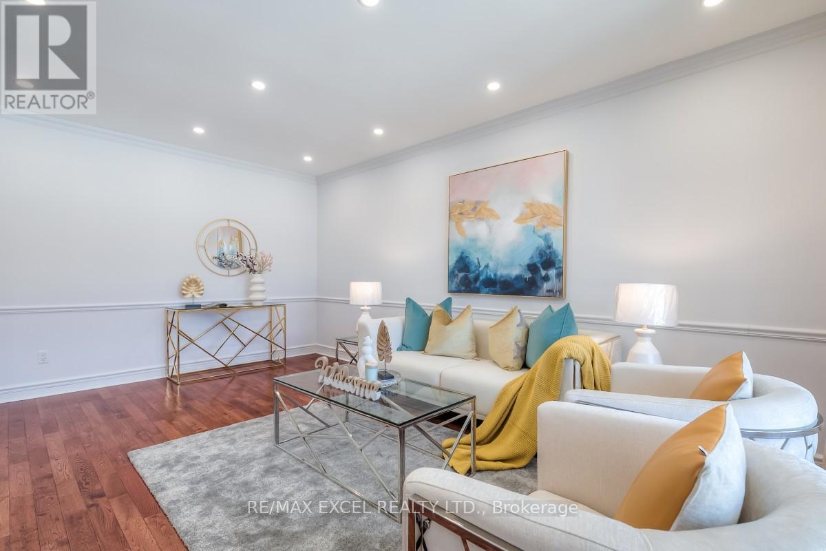 310 Raymerville Drive, Markham, Ontario  L3P 6N9 - Photo 6 - N12977786