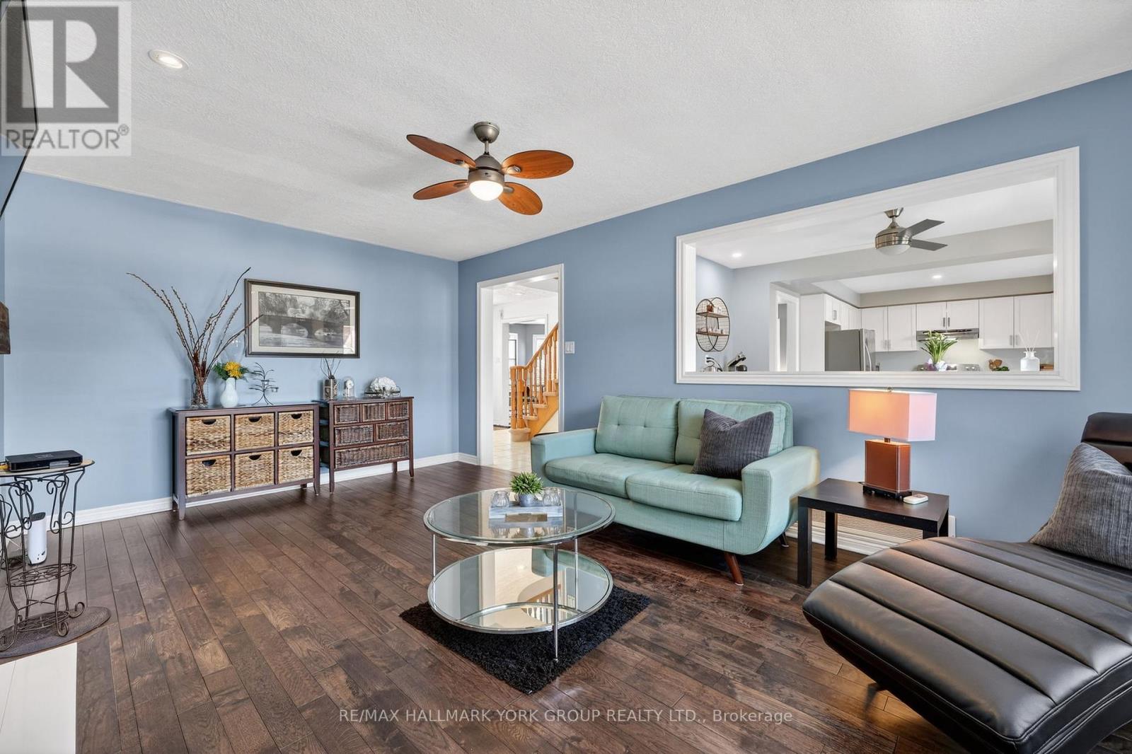 54 Bambi Crescent, Georgina, Ontario  L4P 4C6 - Photo 19 - N12977882