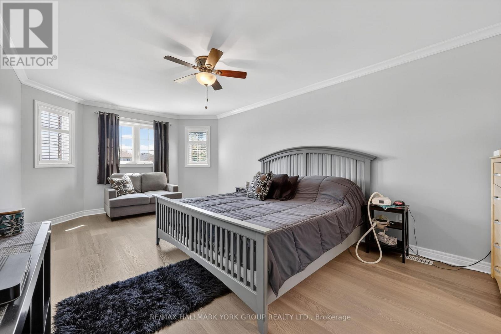 54 Bambi Crescent, Georgina, Ontario  L4P 4C6 - Photo 24 - N12977882