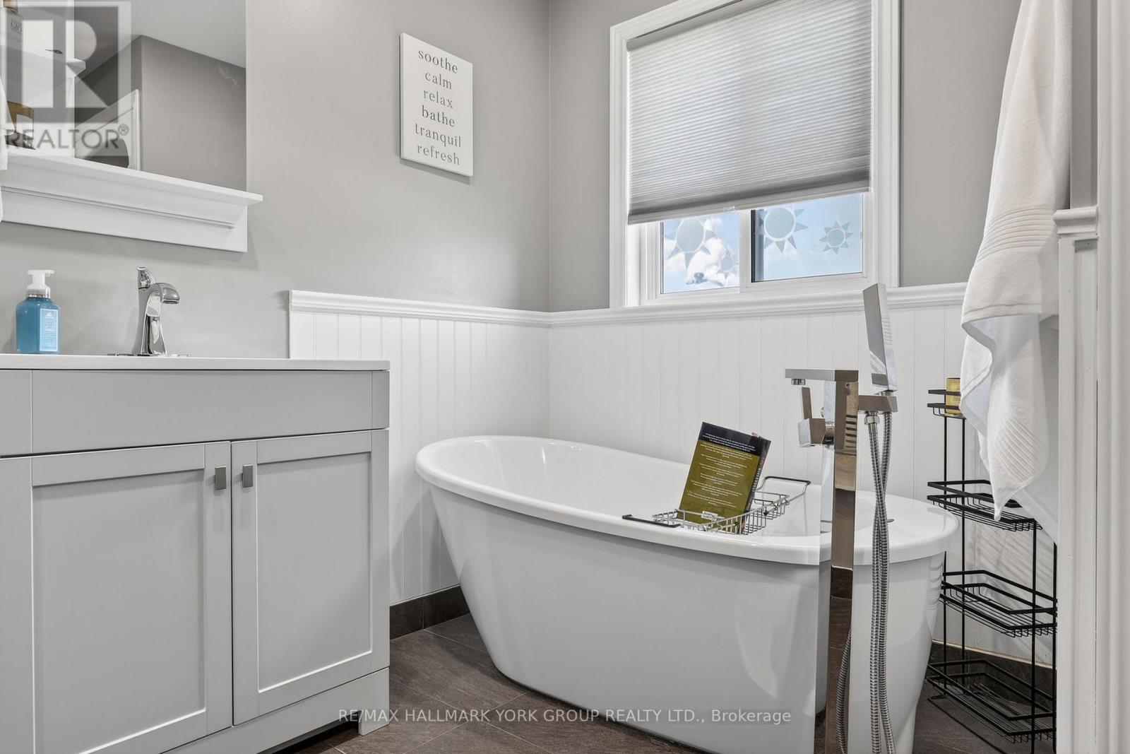 54 Bambi Crescent, Georgina, Ontario  L4P 4C6 - Photo 26 - N12977882