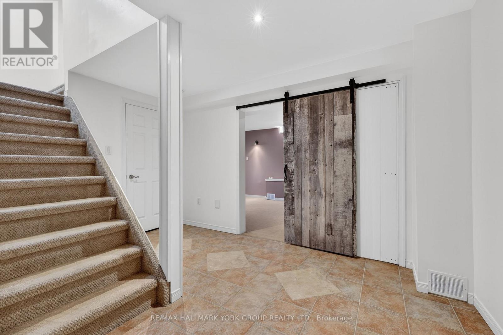 54 Bambi Crescent, Georgina, Ontario  L4P 4C6 - Photo 31 - N12977882