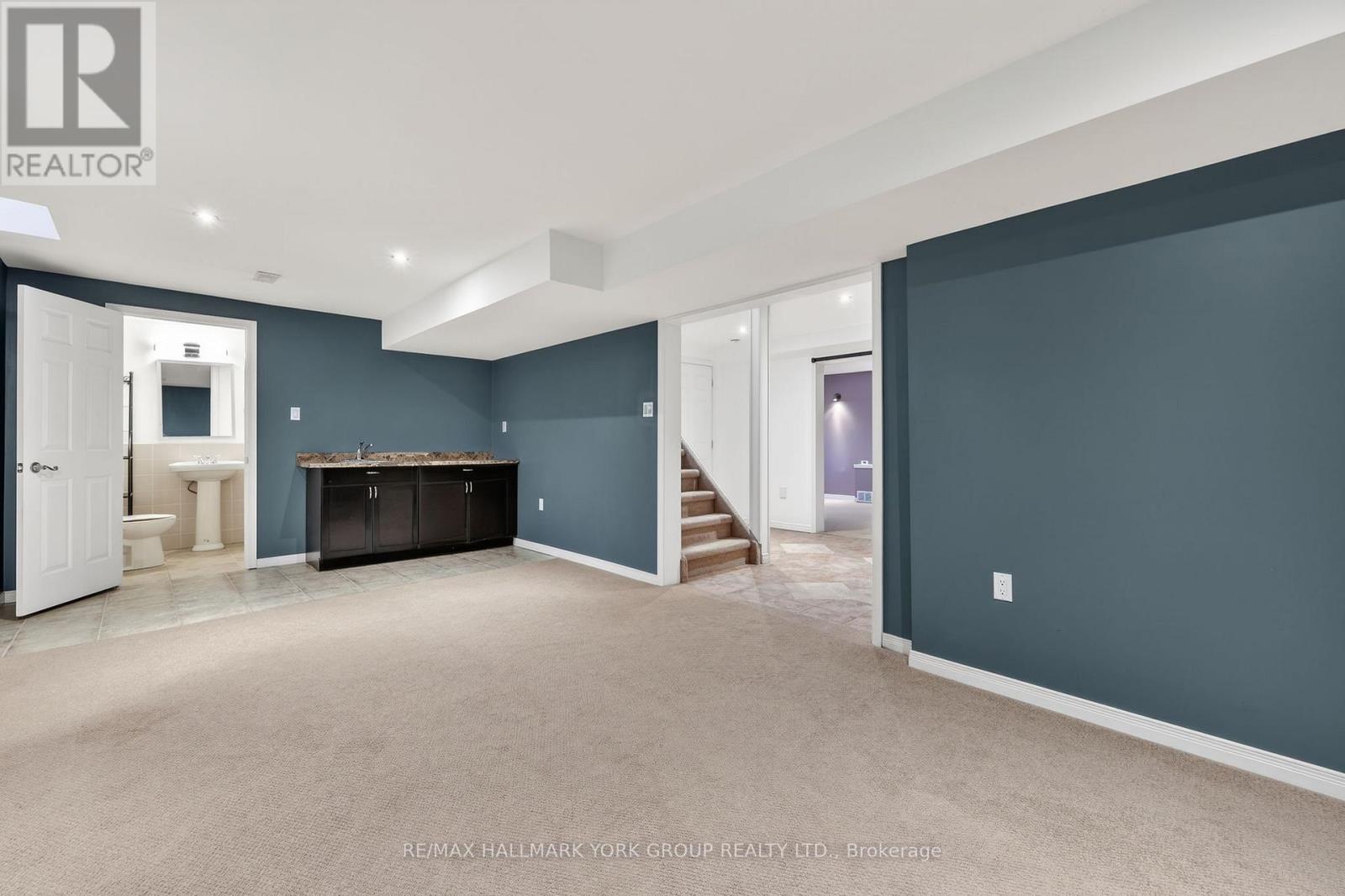 54 Bambi Crescent, Georgina, Ontario  L4P 4C6 - Photo 37 - N12977882