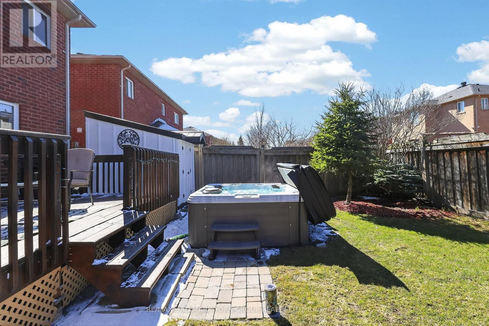 54 Bambi Crescent, Georgina, Ontario  L4P 4C6 - Photo 44 - N12977882