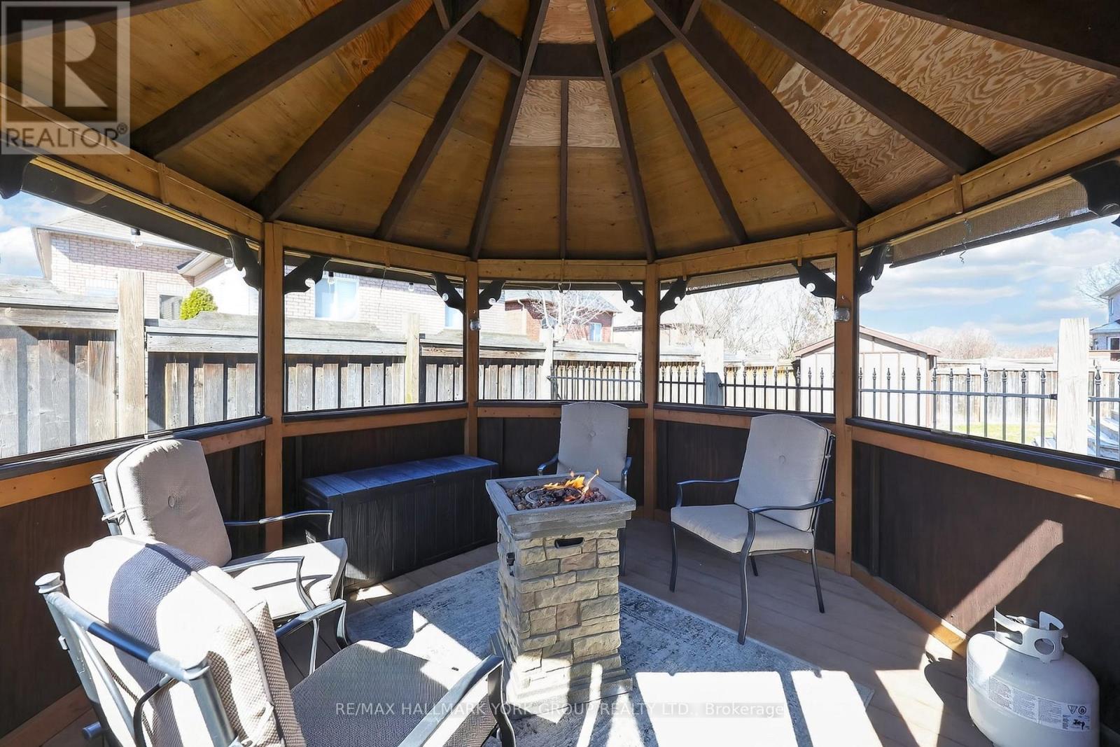 54 Bambi Crescent, Georgina, Ontario  L4P 4C6 - Photo 46 - N12977882