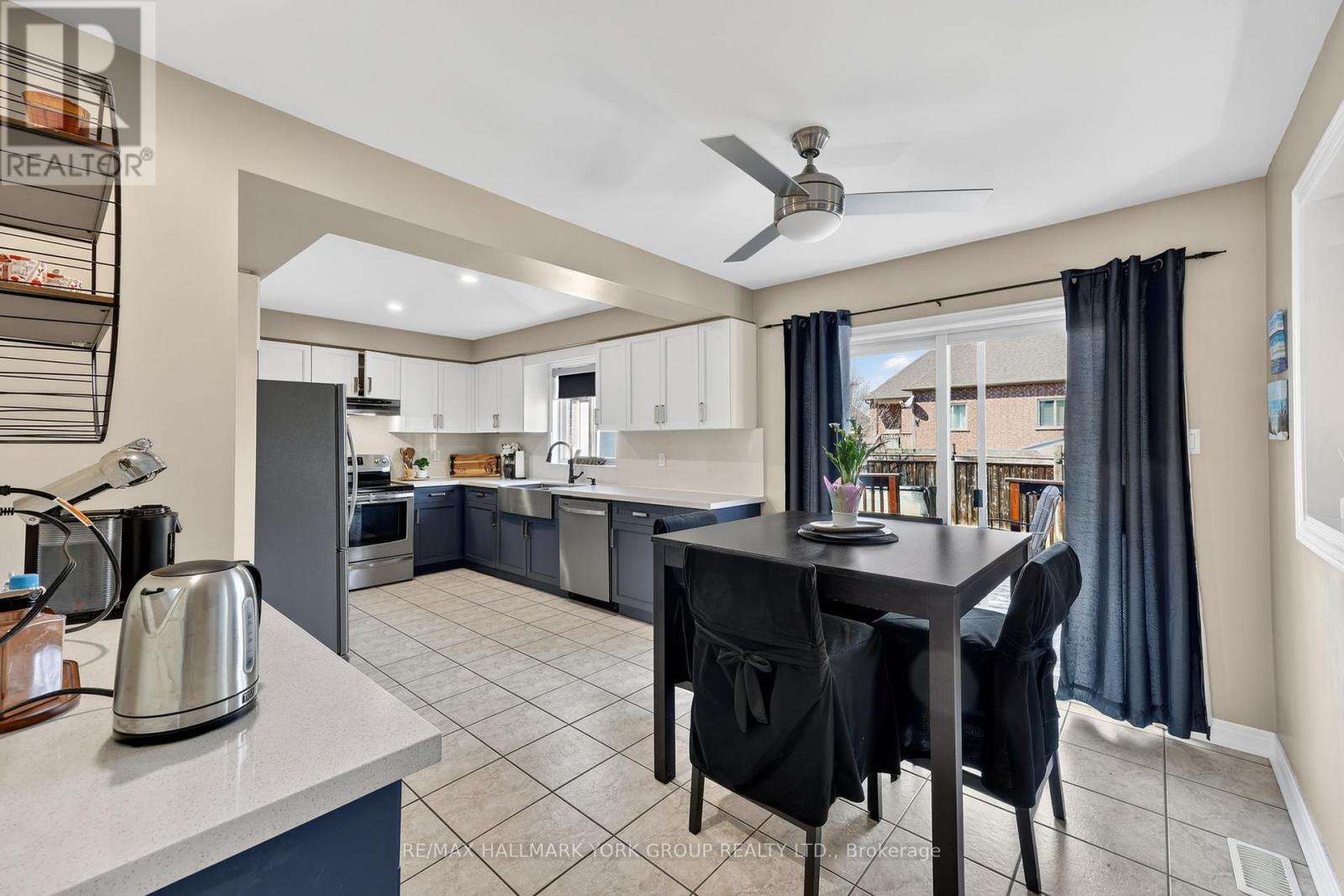 54 Bambi Crescent, Georgina, Ontario  L4P 4C6 - Photo 6 - N12977882