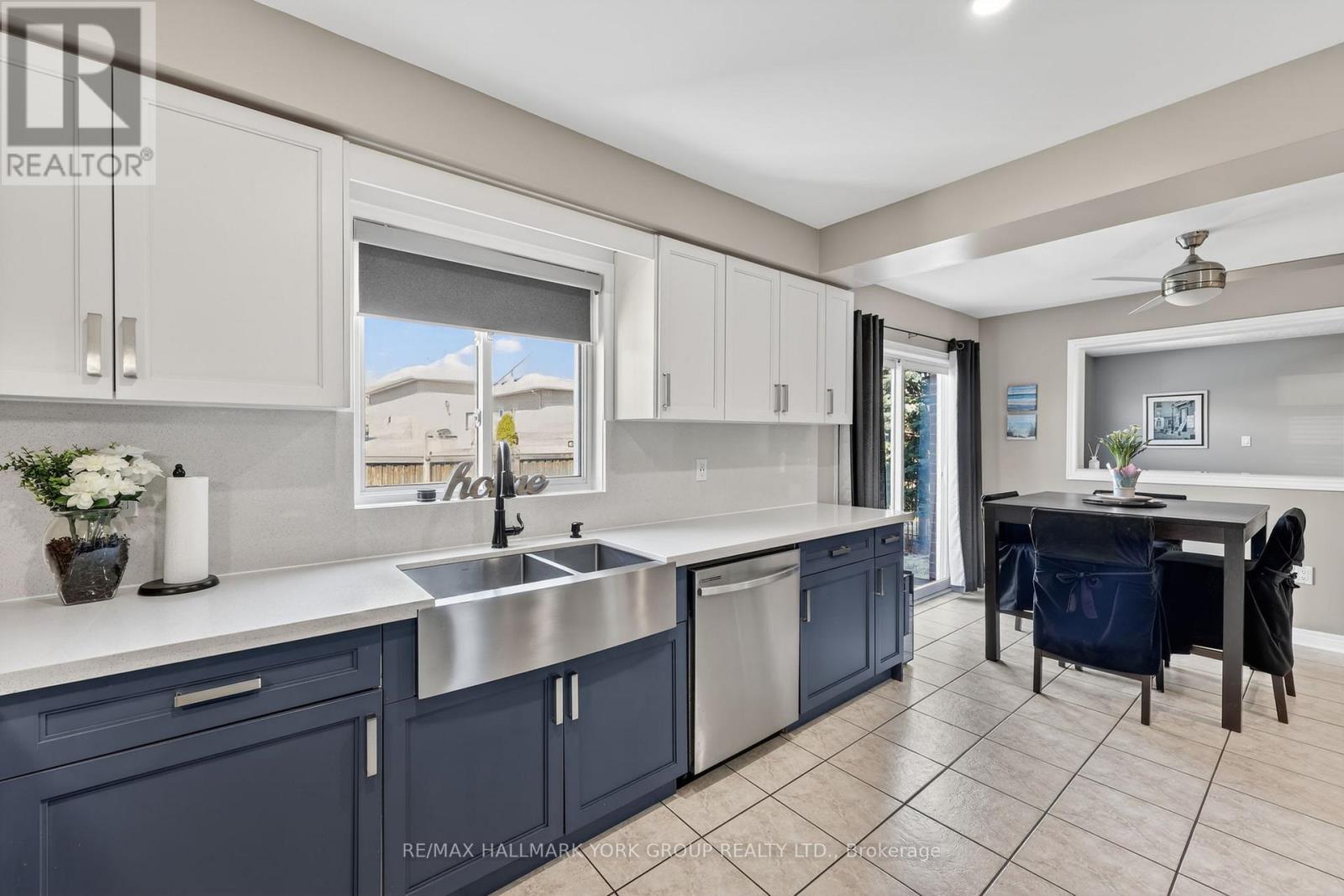 54 Bambi Crescent, Georgina, Ontario  L4P 4C6 - Photo 9 - N12977882