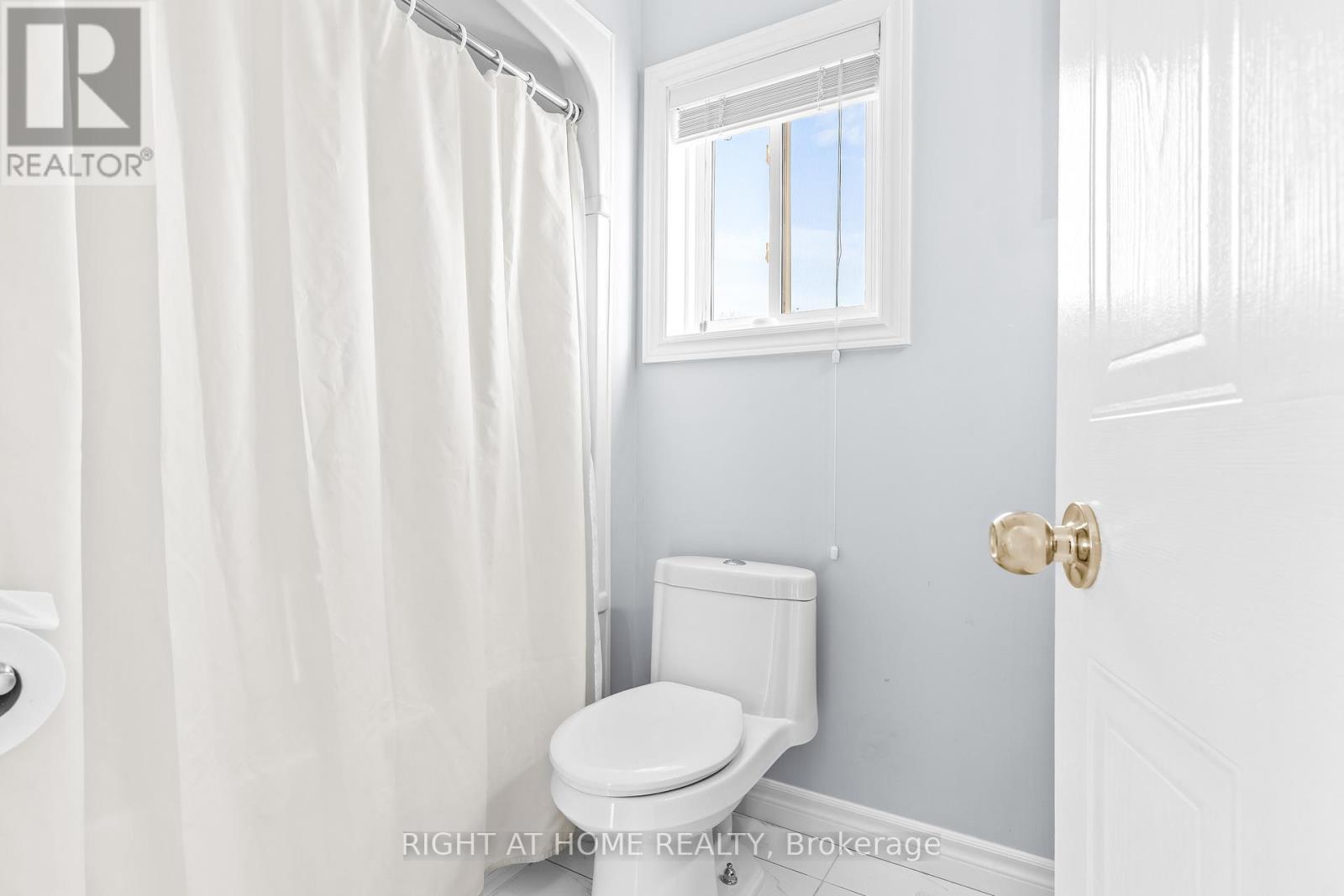 41 Forest Wood Drive, Essa, Ontario  L3W 0J8 - Photo 32 - N12977890