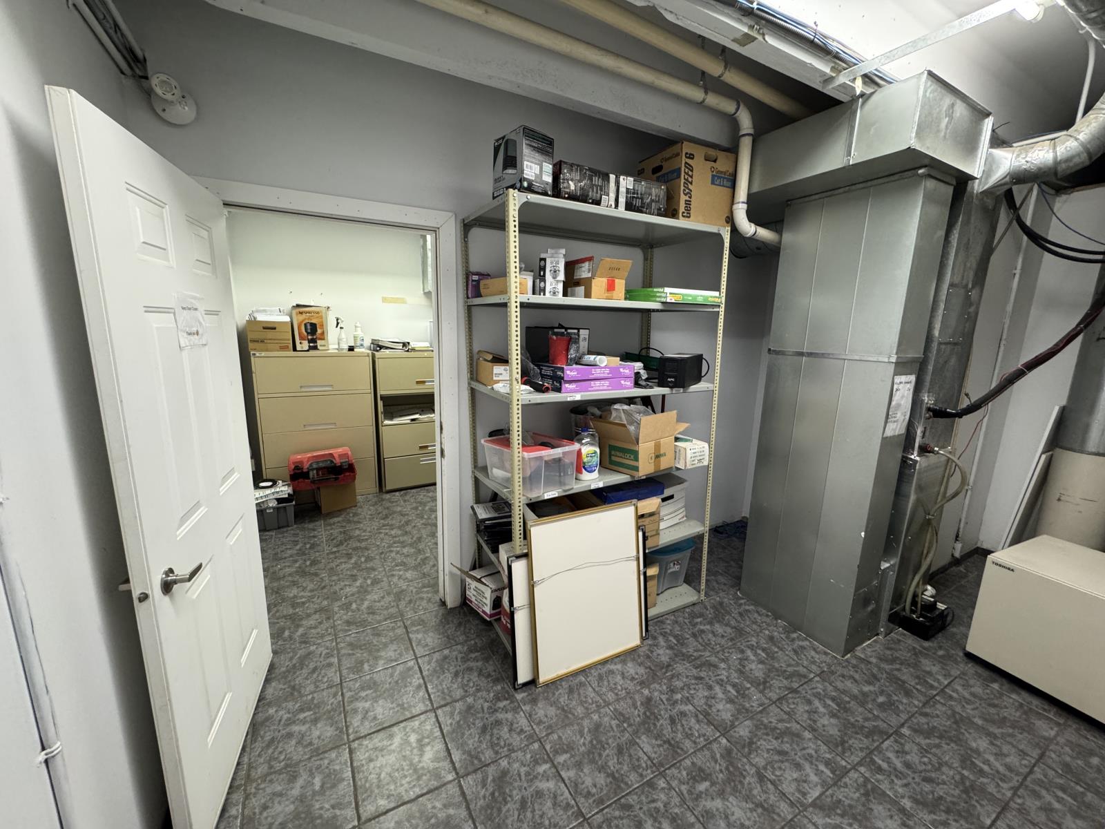 10325-10335  95 Street Nw, Edmonton, Alberta  T5H 2B6 - Photo 28 - 44673320