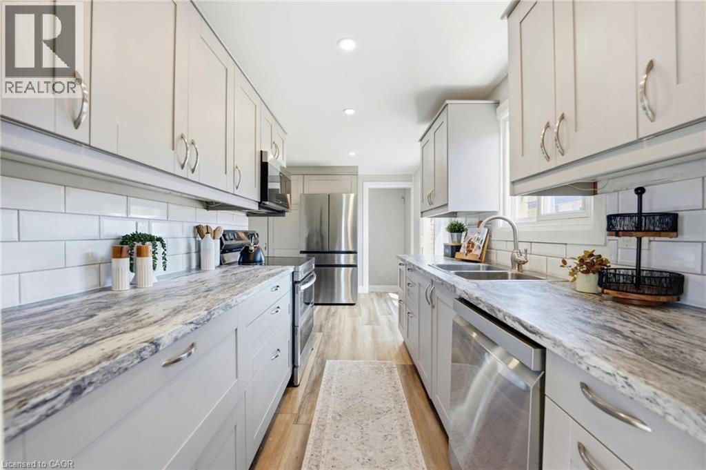 304 Dinison Place, Kitchener, Ontario  N2E 3A6 - Photo 11 - 40818023