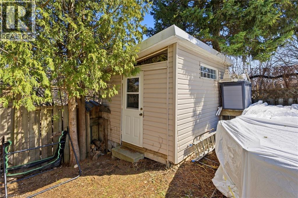 304 Dinison Place, Kitchener, Ontario  N2E 3A6 - Photo 33 - 40818023