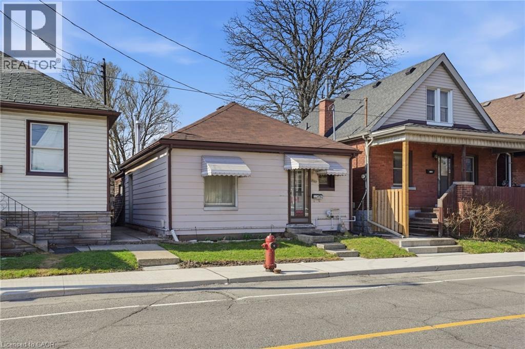 1382 Cannon Street E, Hamilton, Ontario  L8H 1W1 - Photo 3 - 40817999