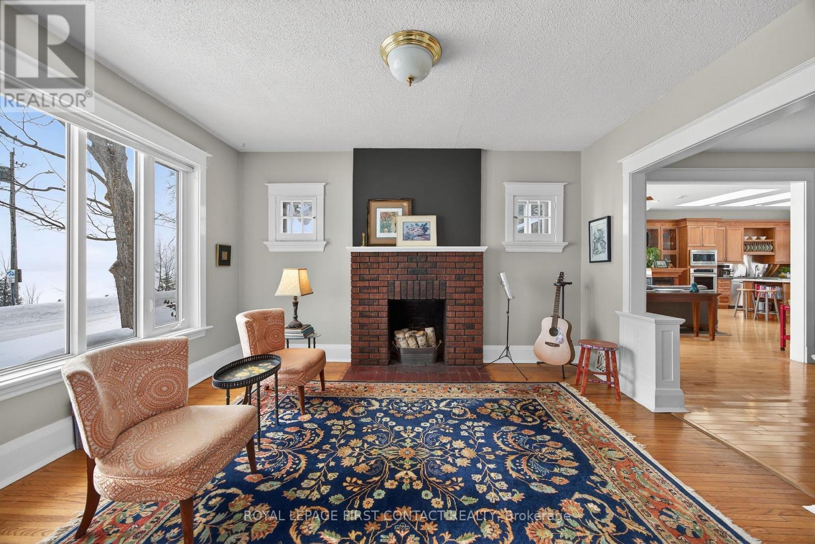 162 Kempenfelt Drive, Barrie (North Shore), Ontario  L4M 1C2 - Photo 13 - S12977824