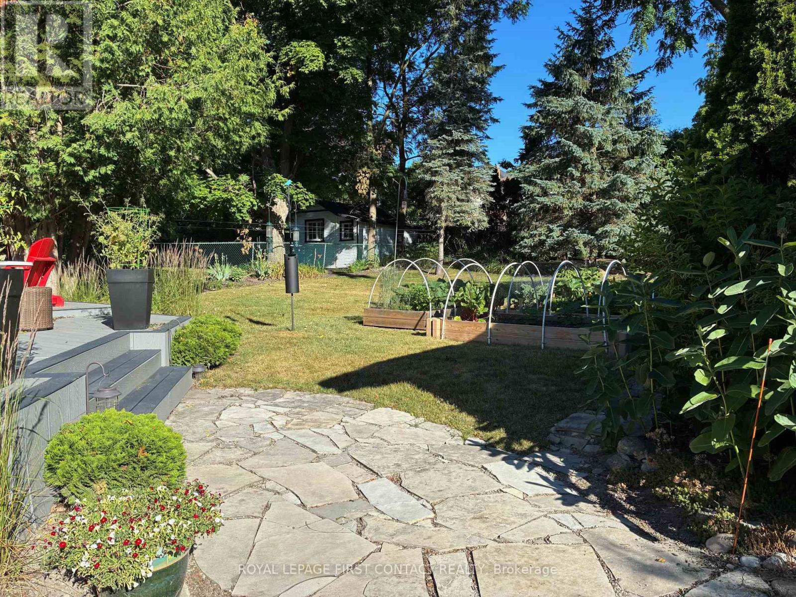 162 Kempenfelt Drive, Barrie (North Shore), Ontario  L4M 1C2 - Photo 41 - S12977824