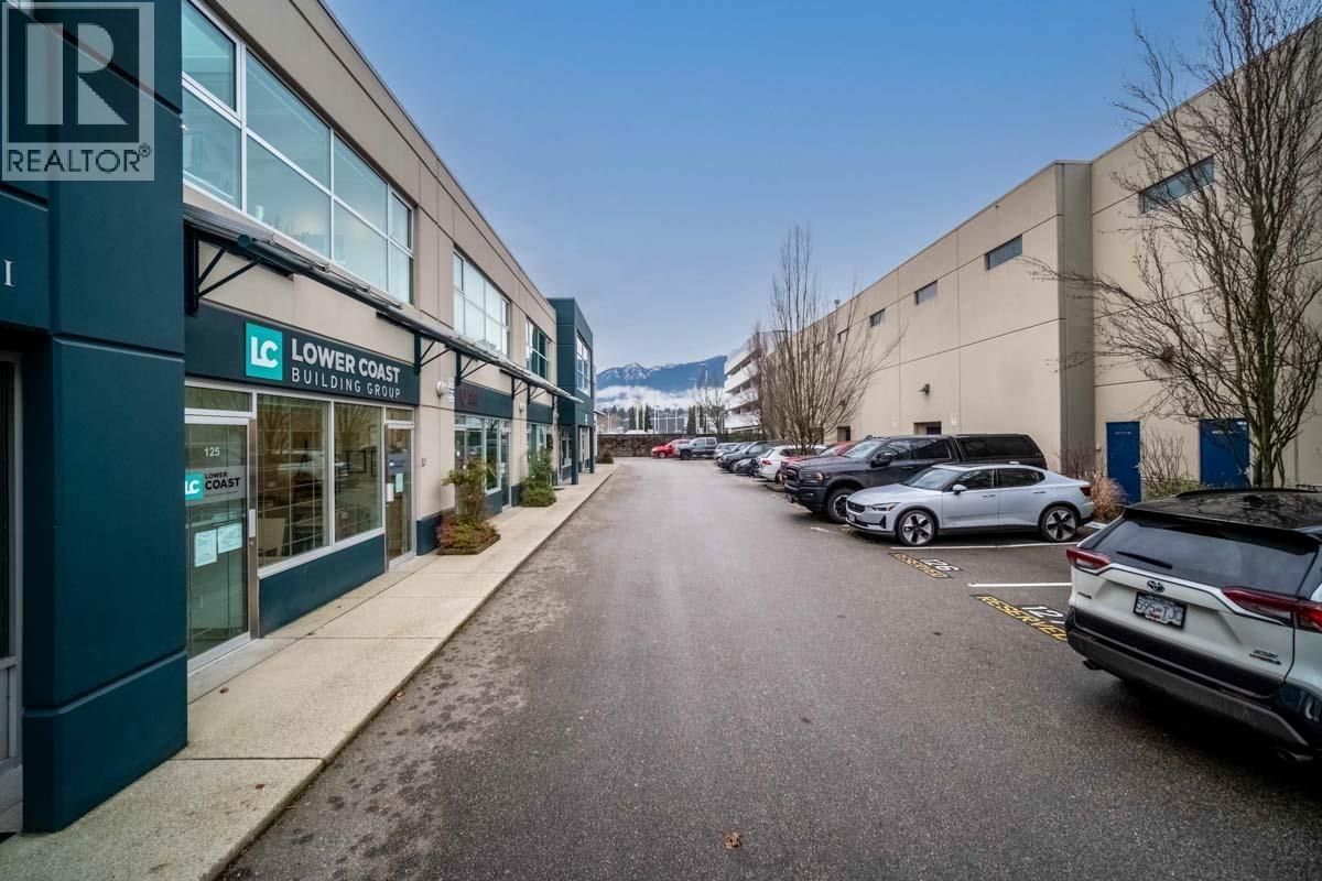 122&224 998 HARBOURSIDE DRIVE, North Vancouver, British Columbia