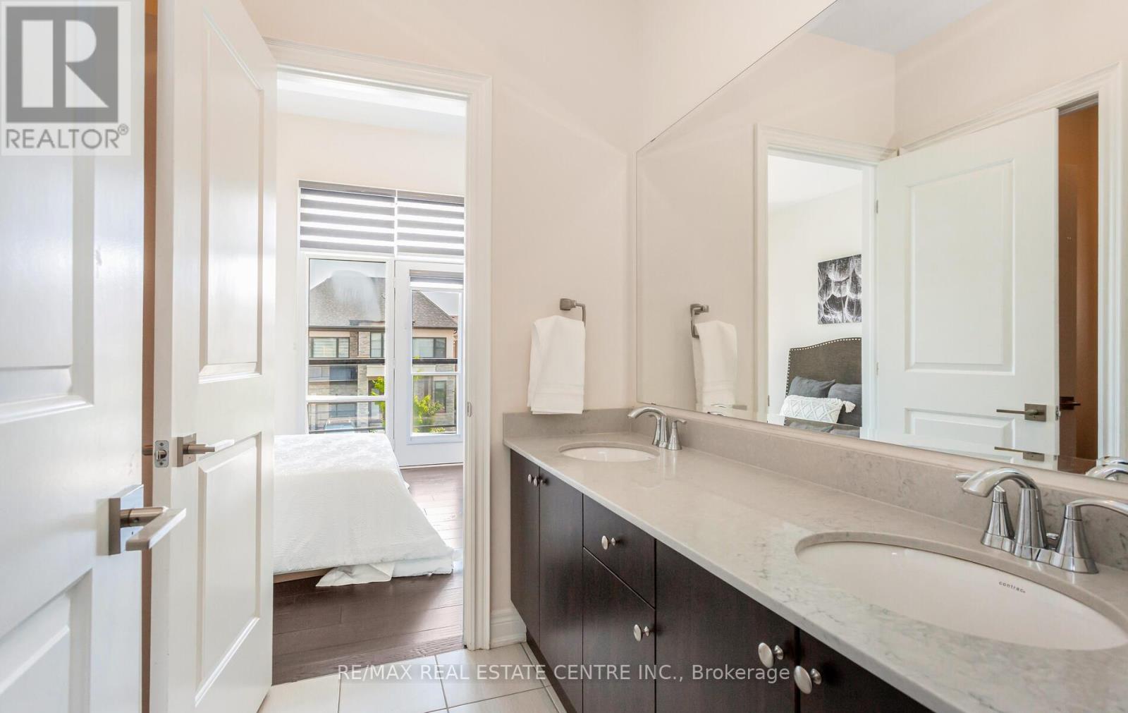 9 Rolling Acres Drive, Brampton, Ontario  L6X 5P3 - Photo 30 - W12977772